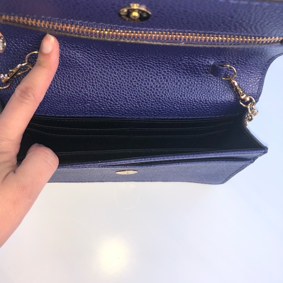 Henri Bendel Carlyle  with gold crossbody chain - Picture 5 of 5